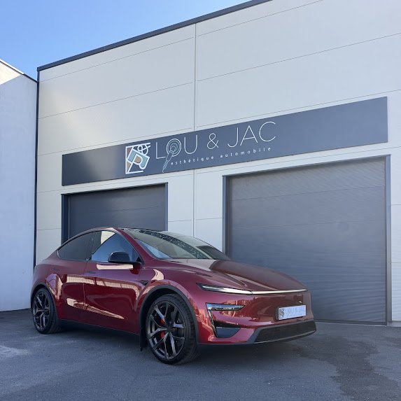 TESLA MODEL Y PERFORMANCE (Traitement céramique Vaucluse Le Thor Isle sur la Sorgue)